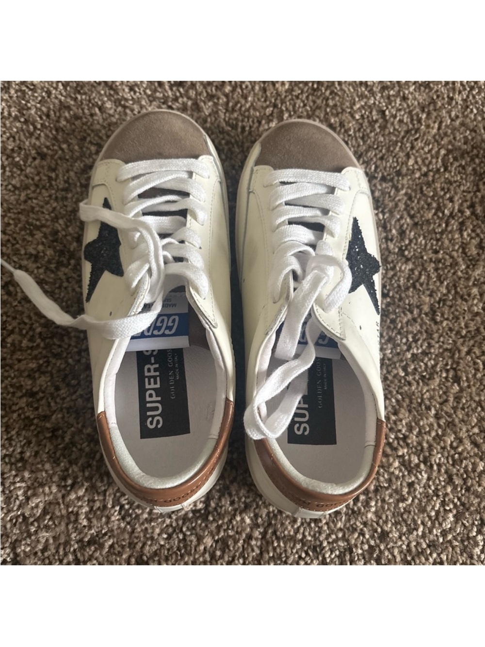 Golden Goose Style White Sneakers with Black Star - Picture 1 of 4